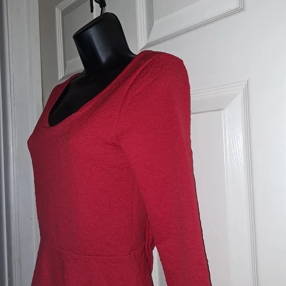 Ultra Flirt small red dress size small - Picture 4 of 9